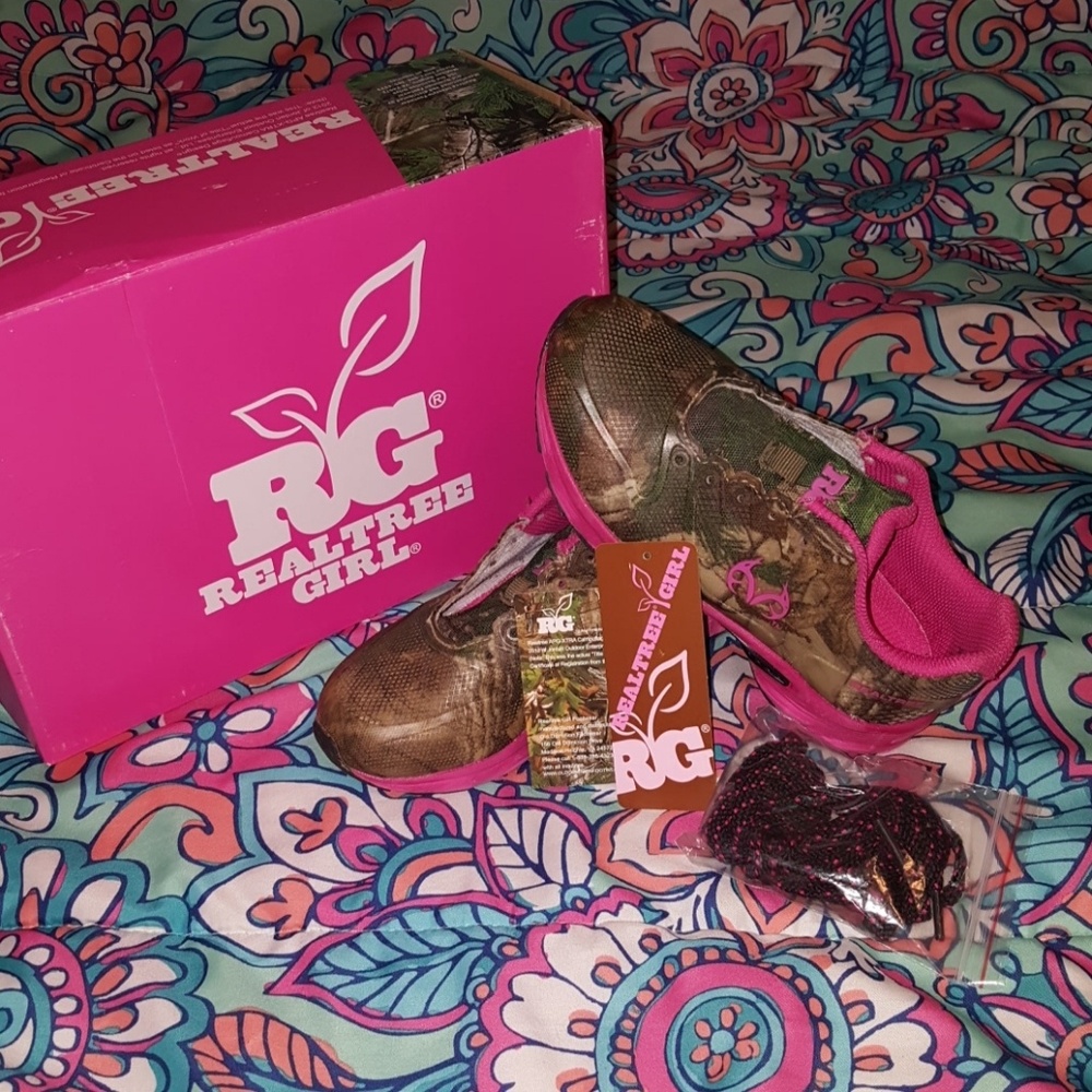 Realtree Girl Size 13M Camo Shoes